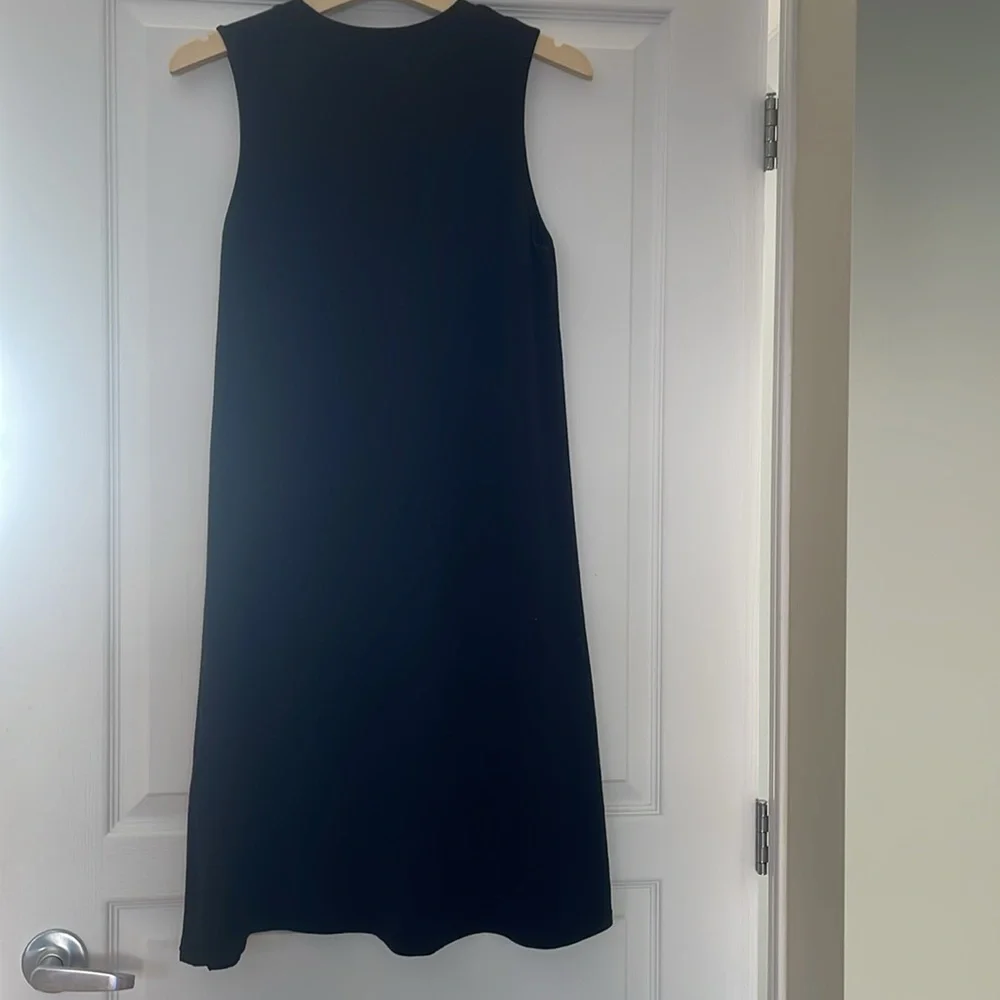 Skechers Performance Day Off Sleeveless Black Dress, Size Medium - Picture 4 of 11